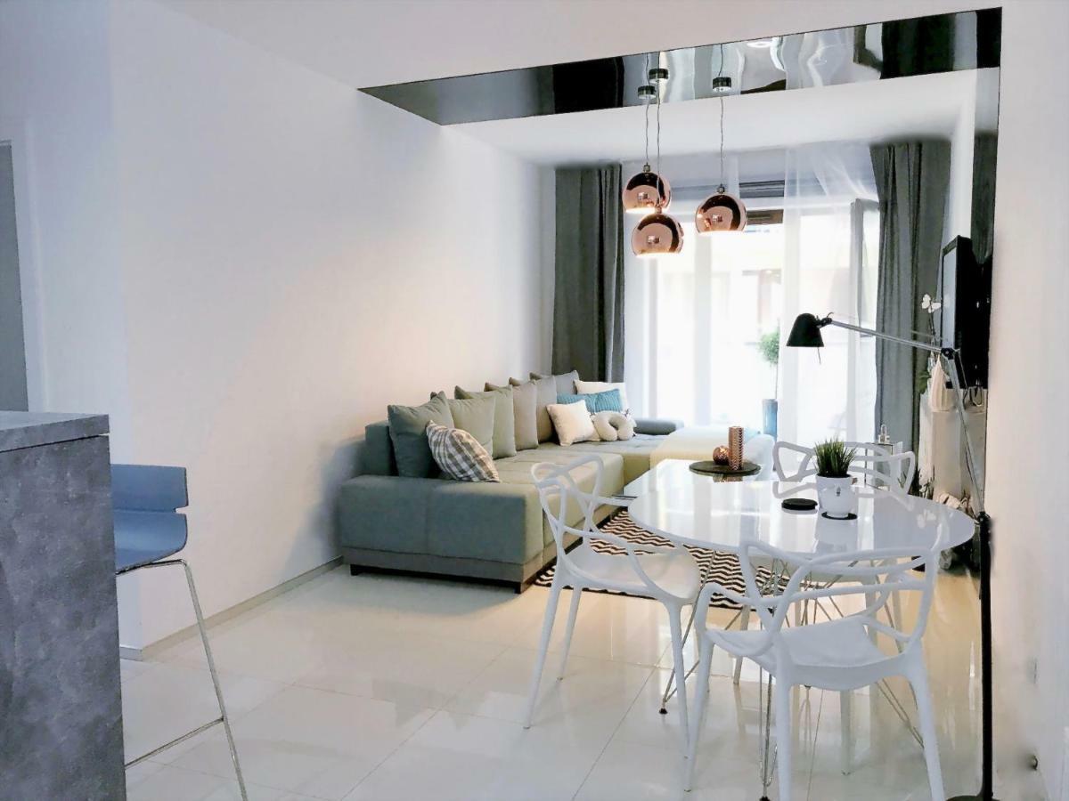 Icon Apartments Centrum 68 Вроцлав Екстериор снимка